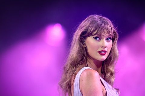Taylor Swift auf der Bühne eines Konzerts der "Eras"-Tour