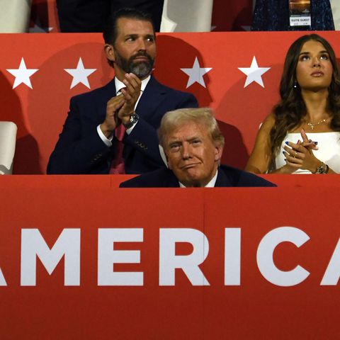 Kai Trump mit Donald Trump und Donald Trump jr.