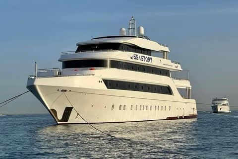 Die Sea Story auf dem Roten Meer vor der Küste von Ägypten