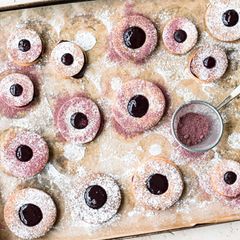 Pinke Spitzbuben auf Blech