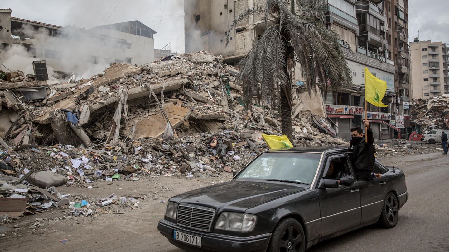 Ceasefire between Israel and Hezbollah holds, but there are violations