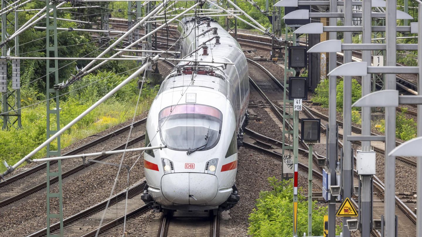 Deutsche Bahn ICE Beriin