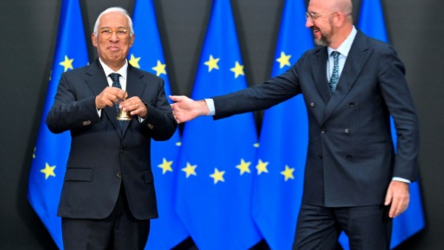 Der neue Ratspräsident Costa (links) mit Vorgänger Michel