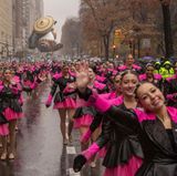 Die Parade-Darsteller sorgten für gute Stimmung ...