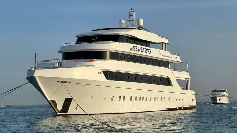 "Sea Story": Paar überlebt Schiffsunglück in einer Luftblase (Video)