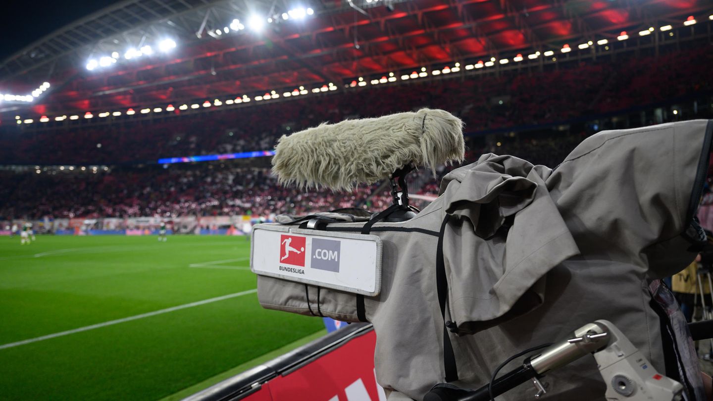 TV-Auktion: Wettbieten um Fußball-Rechte: Droht der Sportschau das Ende?