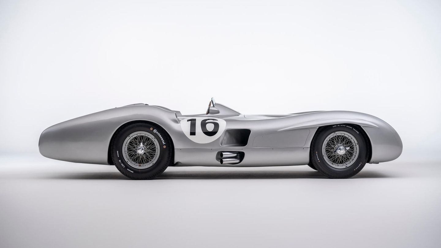 Oldtimer Auto Mercedes-Benz W 196 Stromlinienwagen