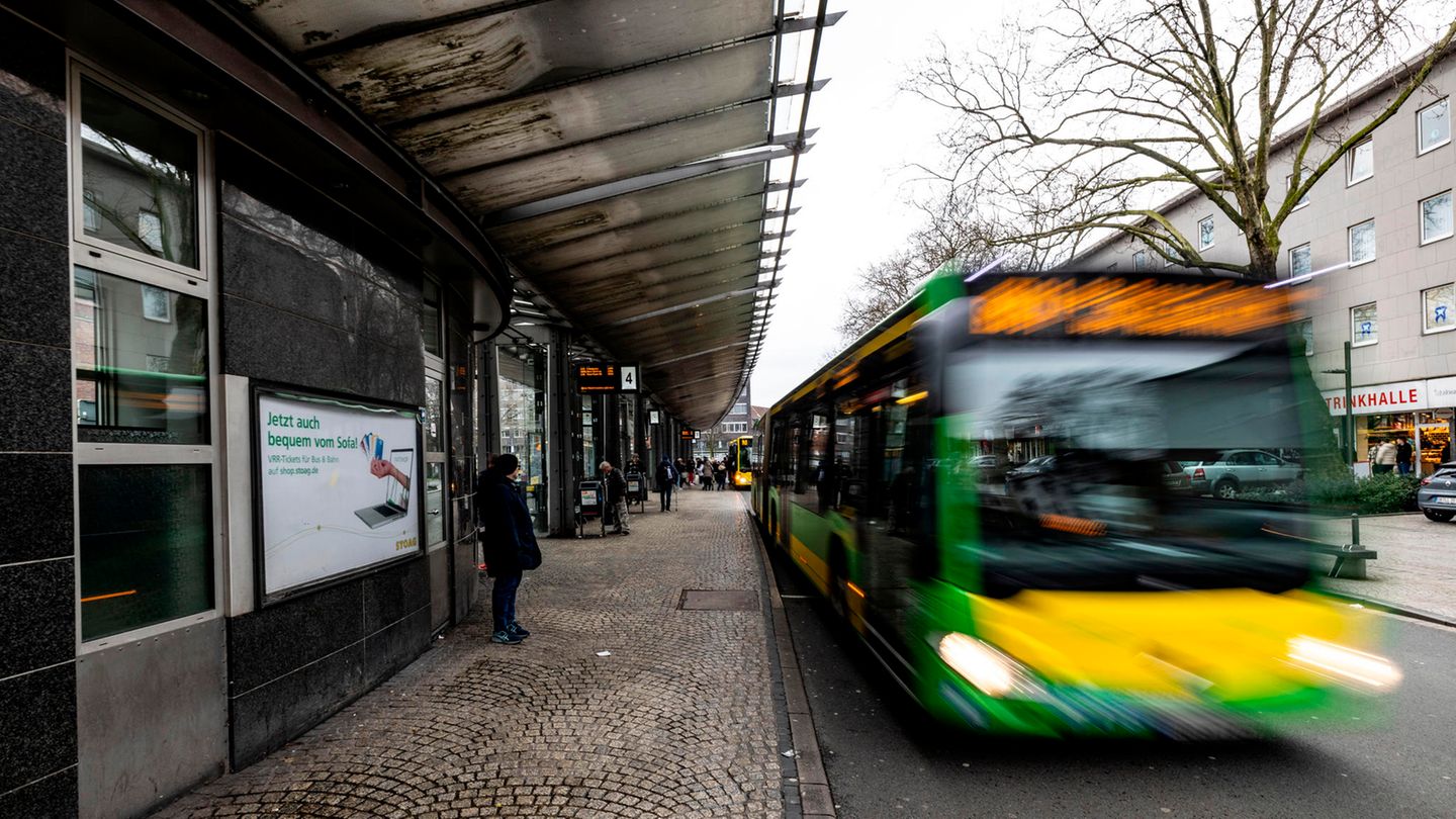 A bus leaves from the bus station in Oberhausen