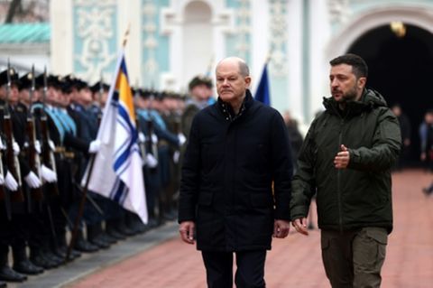Olaf Scholz (l.) und Wolodymyr Selenskyj in Kiew
