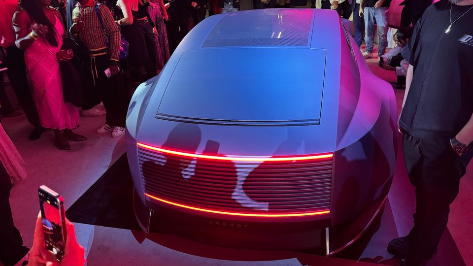The rear is reminiscent of science fiction films