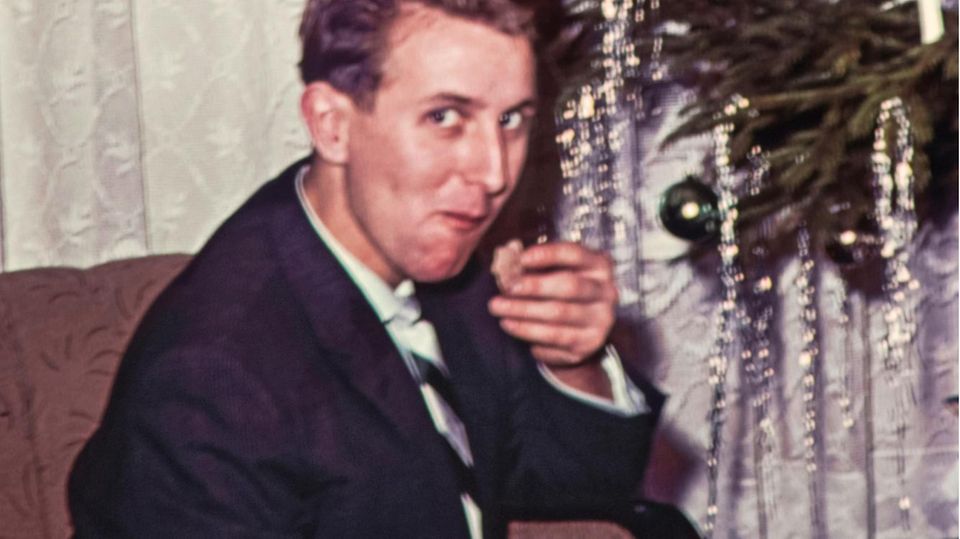 GER, 20240101, Aufnahme ca. 1950, Silvester, Party ,  &lt;br&gt; &lt;br&gt; &lt;font color=&quot;blue&quot;&gt;Dieses Motiv liegt auch als grÃ¶ÃŸerer Scan vor. &lt;br&gt;This image is also available in higher resolution.&lt;br&gt; +49 30 2591 73109 &lt;...