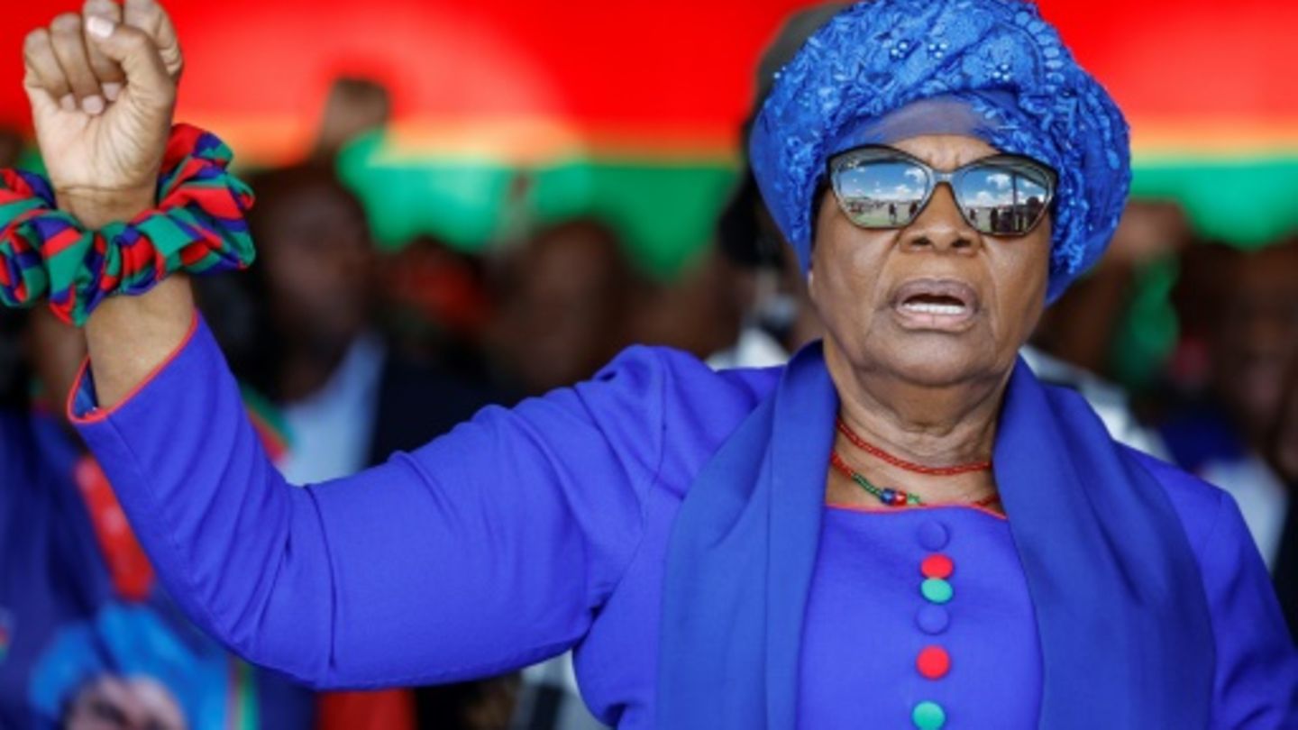Netumbo Nandi-Ndaitwah am 24. November bei einer Wahlkampfveranstaltung