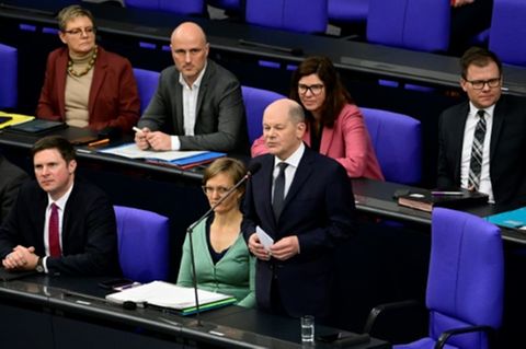 Scholz bei einer Regierungsbefragung im März