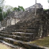 Eine Pyramide in der Maya-Ruinenstätte im Südosten Mexikos