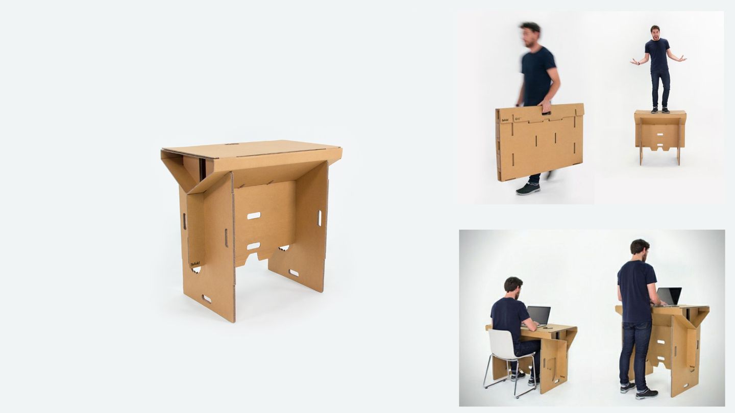 Der Refold Schreibtisch ist aus Pappe