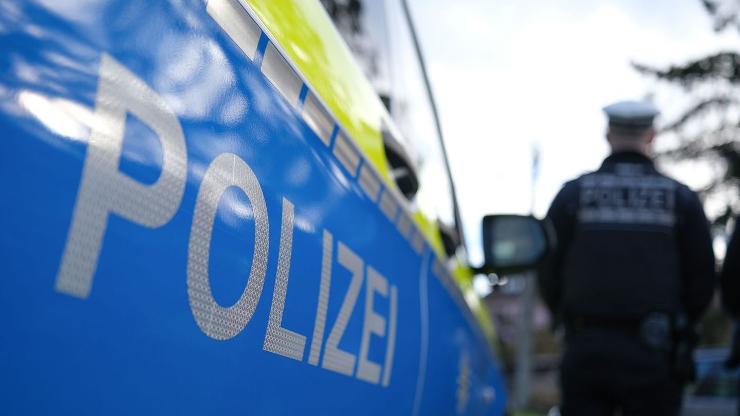 Die Polizei ist im Einsatz am Zoologischen Garten (Symbolfoto)