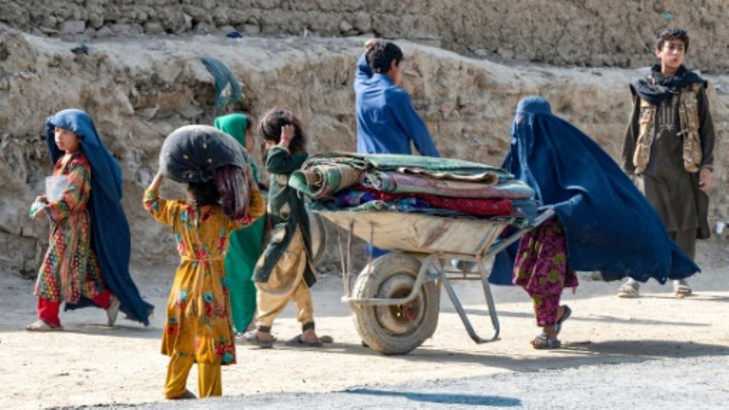 Straßenszene in der afghanischen Hauptstadt Kabul