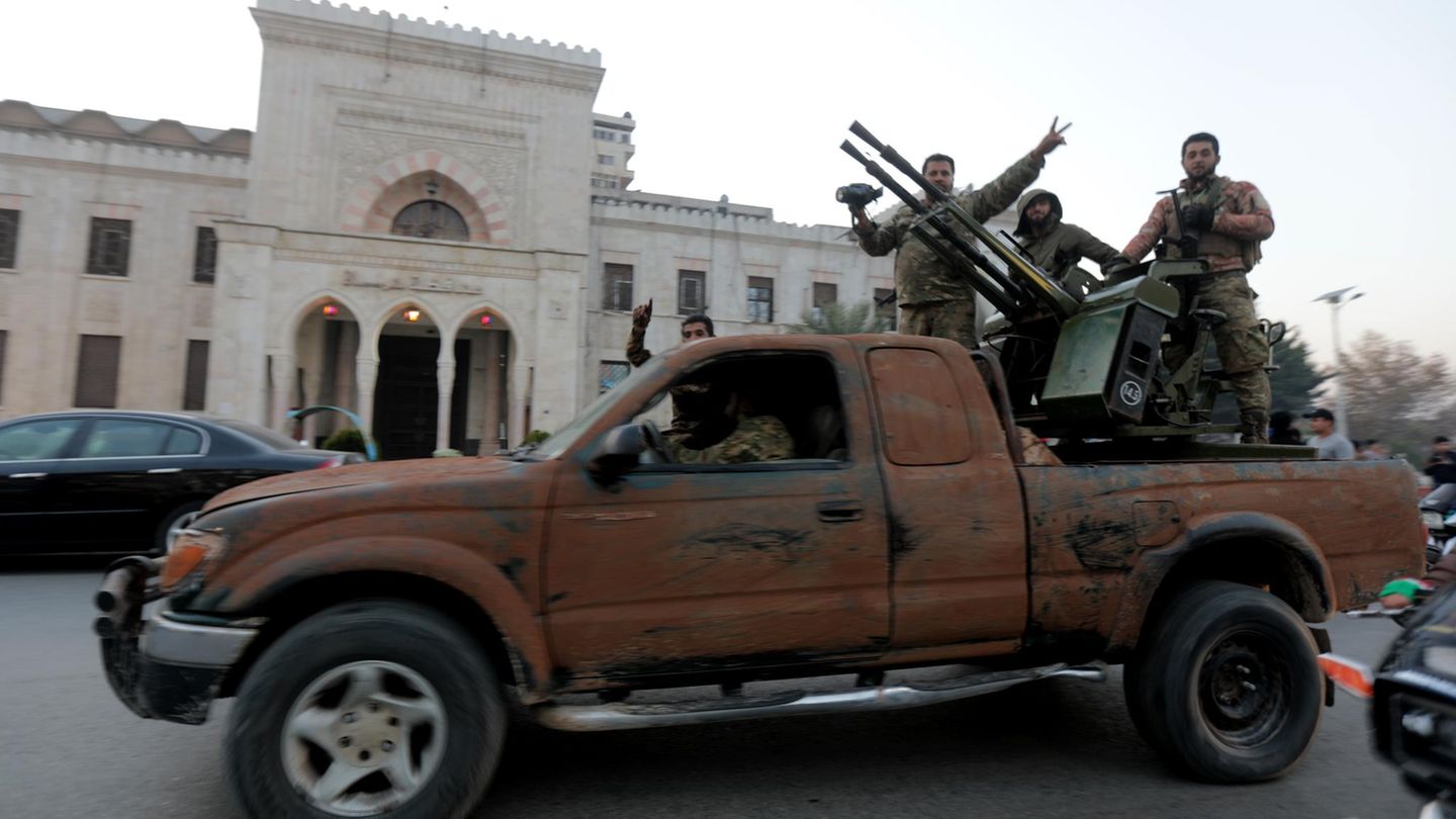 Syria: how dictator Assad is losing his country