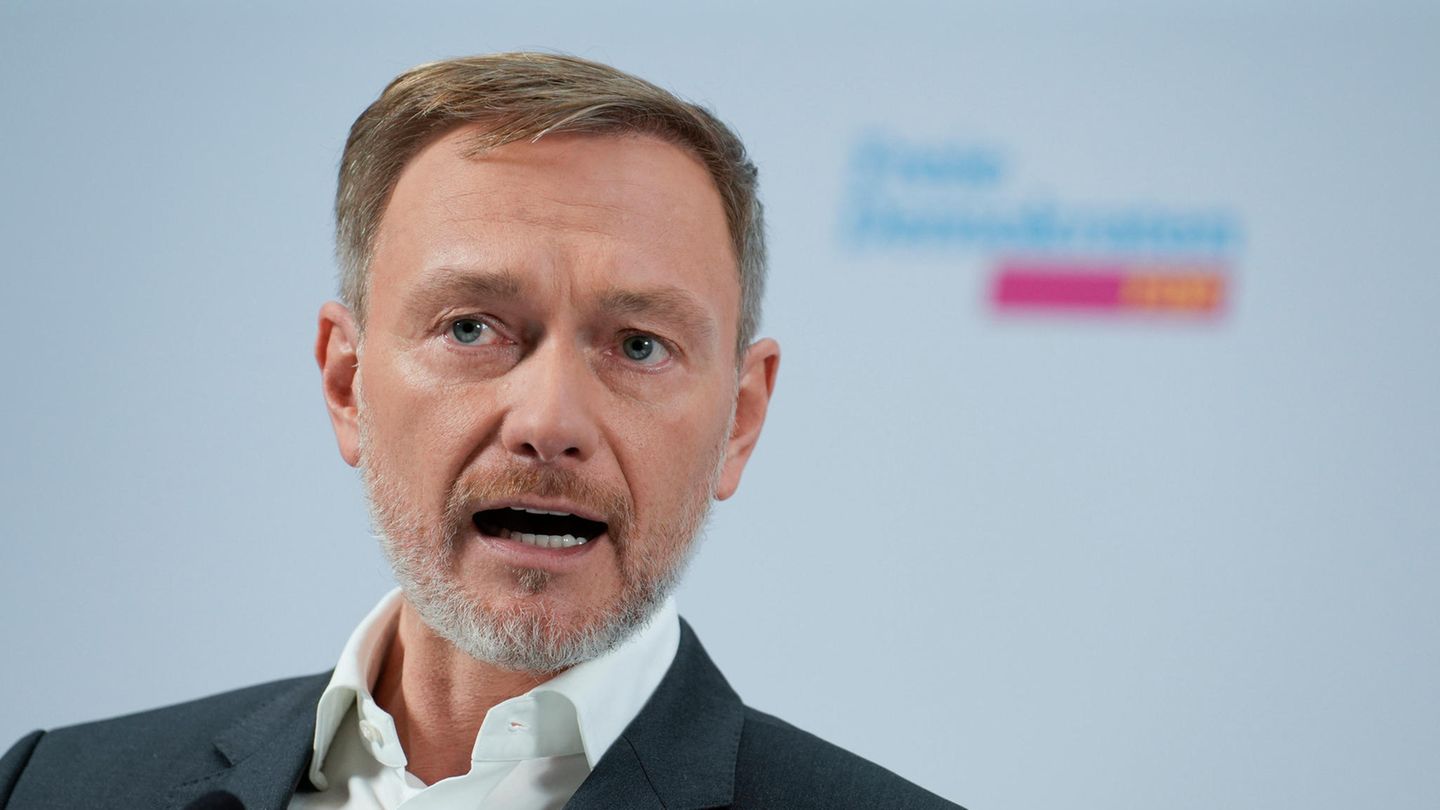 Wahlkampf: Christian Lindner warnt "lieben Friedrich Merz" vor Wirtschaftsminister Habeck