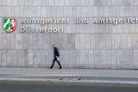 In Düsseldorf soll ein Vater dem Freund seiner Tochter in den Hals geschossen haben