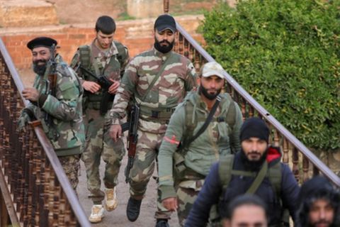 Regierungsfeindliche Kämpfer in Hama
