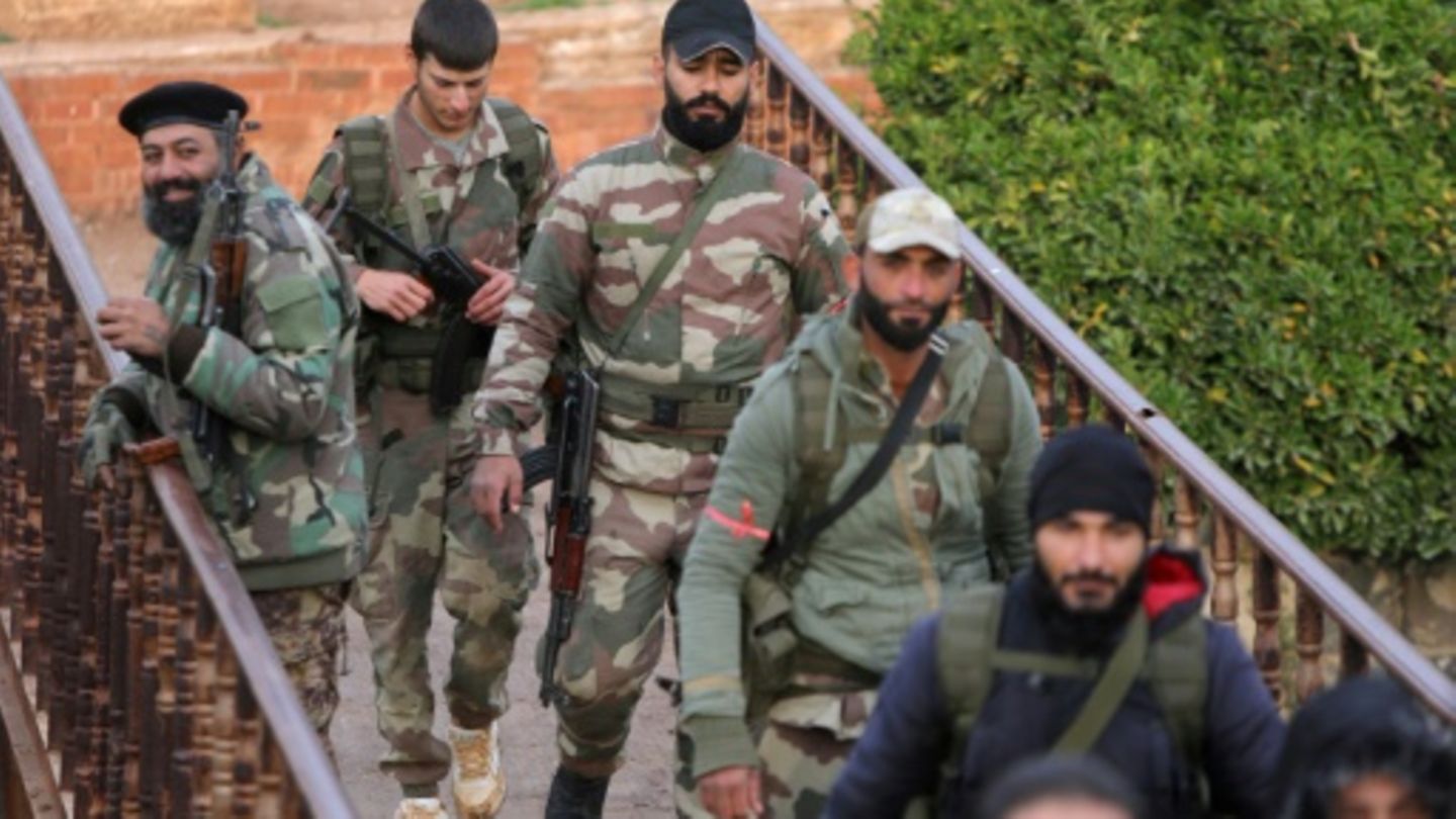 Regierungsfeindliche Kämpfer in Hama