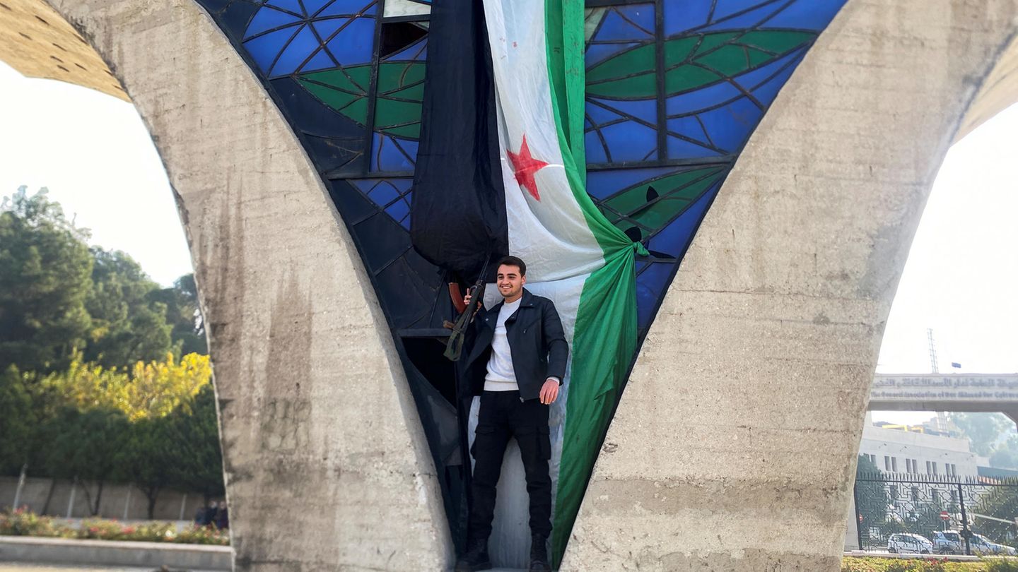 ... und trägt nun die Flagge der Rebellen