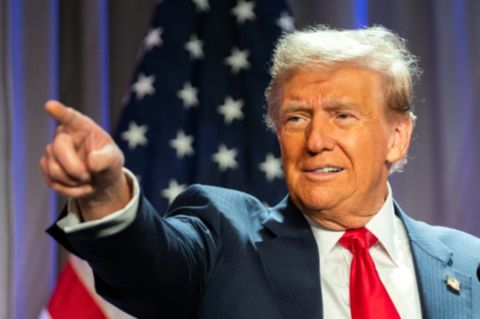 "Schnell" nach seinem Amtsantritt werde er sich um die Begnadigung inhaftierter Anhänger kümmern, kündigte Donald Trump an