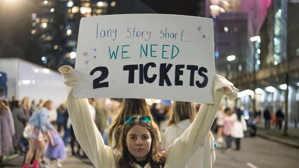 Taylor Swift Fan auf der Suche nach einer Konzertkarte in Vancouver