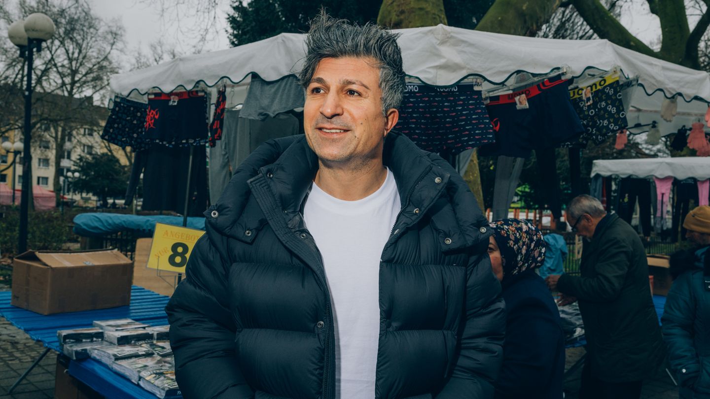 Lottomillionär Chico steht auf dem Dortmunder Nordmarkt