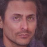 Ein Porträt von Cristian Yong Granadino