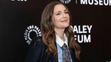 Vip News: Drew Barrymore wurde gewarnt, ihre Interviewgäste nicht so viel anzufassen