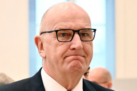 Am Dienstag wurden die Unterschriften unter den Koalitionsvertrag für Brandenburg gesetzt. Im Bild: Dietmar Woidke