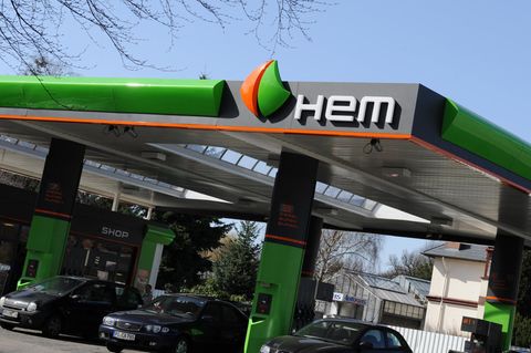Eine HEM-Tankstelle in Hamburg statt in Berlin