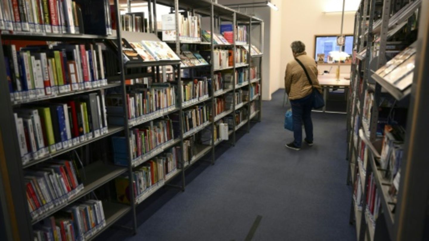 Bibliotheksbesucherin in Marseille