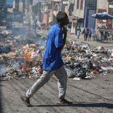Ausufernde Bandengewalt und eine Regierung, die nicht in der Lage ist, die Kontrolle zu behalten, haben Millionen von Menschen in Haiti in eine Krise gestürzt, so das IRC. Knapp die Hälfte der Bevölkerung lebe in einer humanitären Notlage (drei Millionen Menschen), 85 Prozent der Hauptstadt Port-au-Prince werde von militanten Gangs kontrolliert, knapp 5,5 Millionen Menschen drohe Hunger