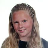 Taylor Swift als Zwölfjährige. Sie hat lange blonde Haare