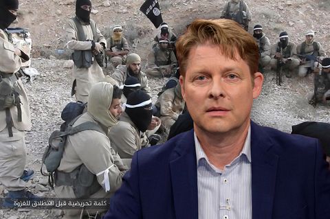 Guido Steinberg im Portrait, im Hintergrund sind Kämpfer des IS in Syrien zu sehen (Archivbild).