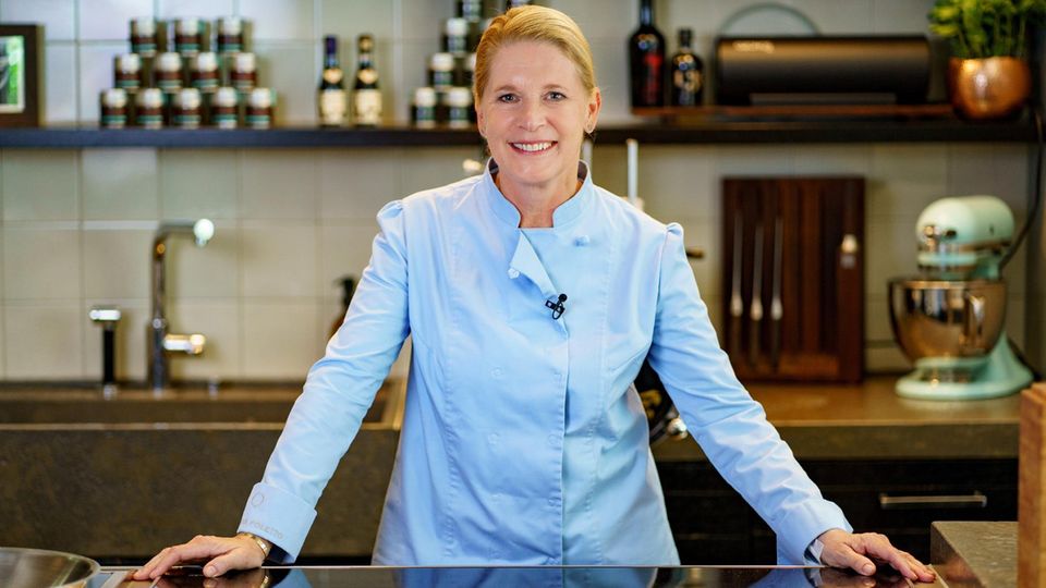 Für Cornelia Poletto ist es der erste Auftritt bei Kitchen Impossible Für Cornelia Poletto ist es der erste Auftritt bei Kitchen Impossible