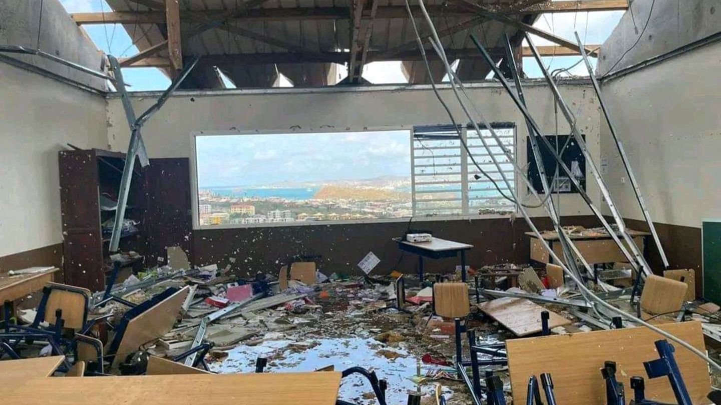 Wie lange es wohl dauert, bis in diesem Klassenzimmer der Cavani-Grundschule in der Hauptstadt Mamoudzou wieder Unterricht stattfindet?