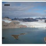 Blick auf den Gletscher Blomstranbreen auf dem norwegischen Archipel Spitzbergen