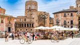 Mit dem Fahrrad Valencia erkunden