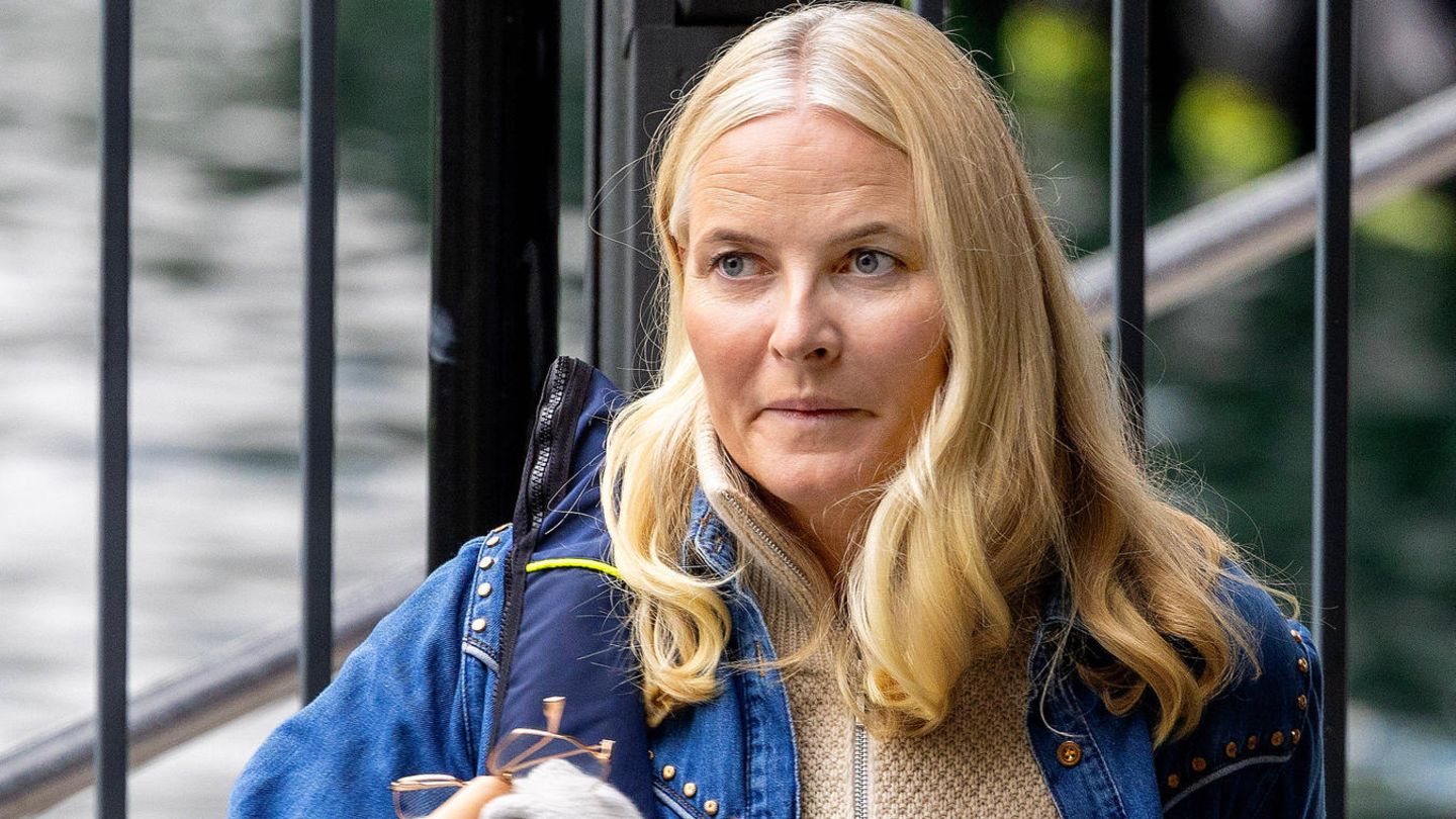Mutter von Marius Borg Høiby: Mette-Marit muss nicht bei der Polizei aussagen – Anwalt reagiert irritiert