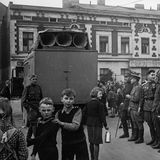 Menschen auf der Straße in Berlin