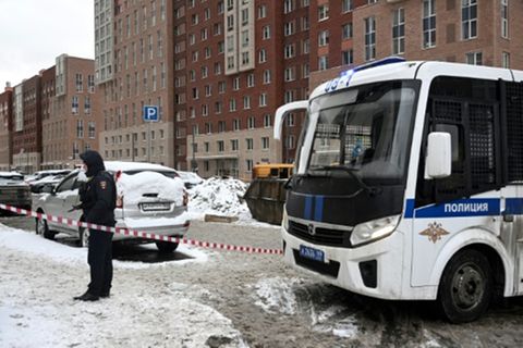 Polizei am Ort des Attentats in Moskau