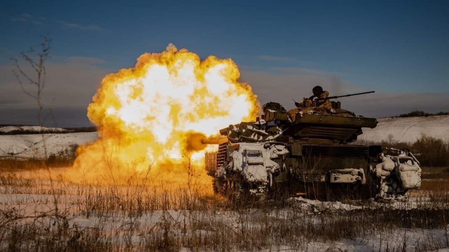 North Korean soldiers suffer heavy losses as they advance into Kursk