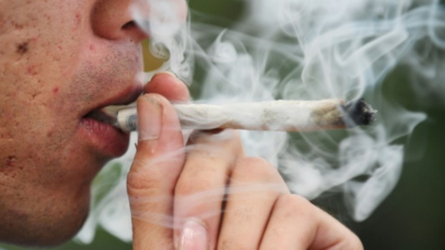 Joint mit Cannabis