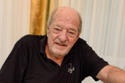 Musikproduzent Ralph Siegel hat den Krebs besiegt.
