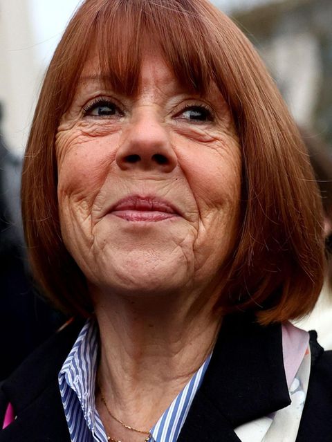 Der Fall erschüttert die Welt: Zehn Jahre lang wird Gisèle Pelicot von ihrem Ex-Ehemann betäubt, vergewaltigt und Männern zum Missbrauch angeboten. Nun wurde das Urteil gefällt.