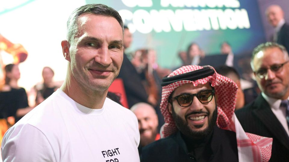Mögliches Klitschko-Comeback? Box-Legende schweigt – noch | STERN.de